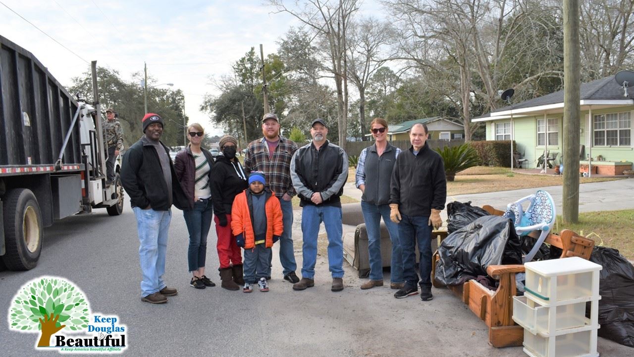 Group Photo of Keep Douglas Beautiful Volunteers